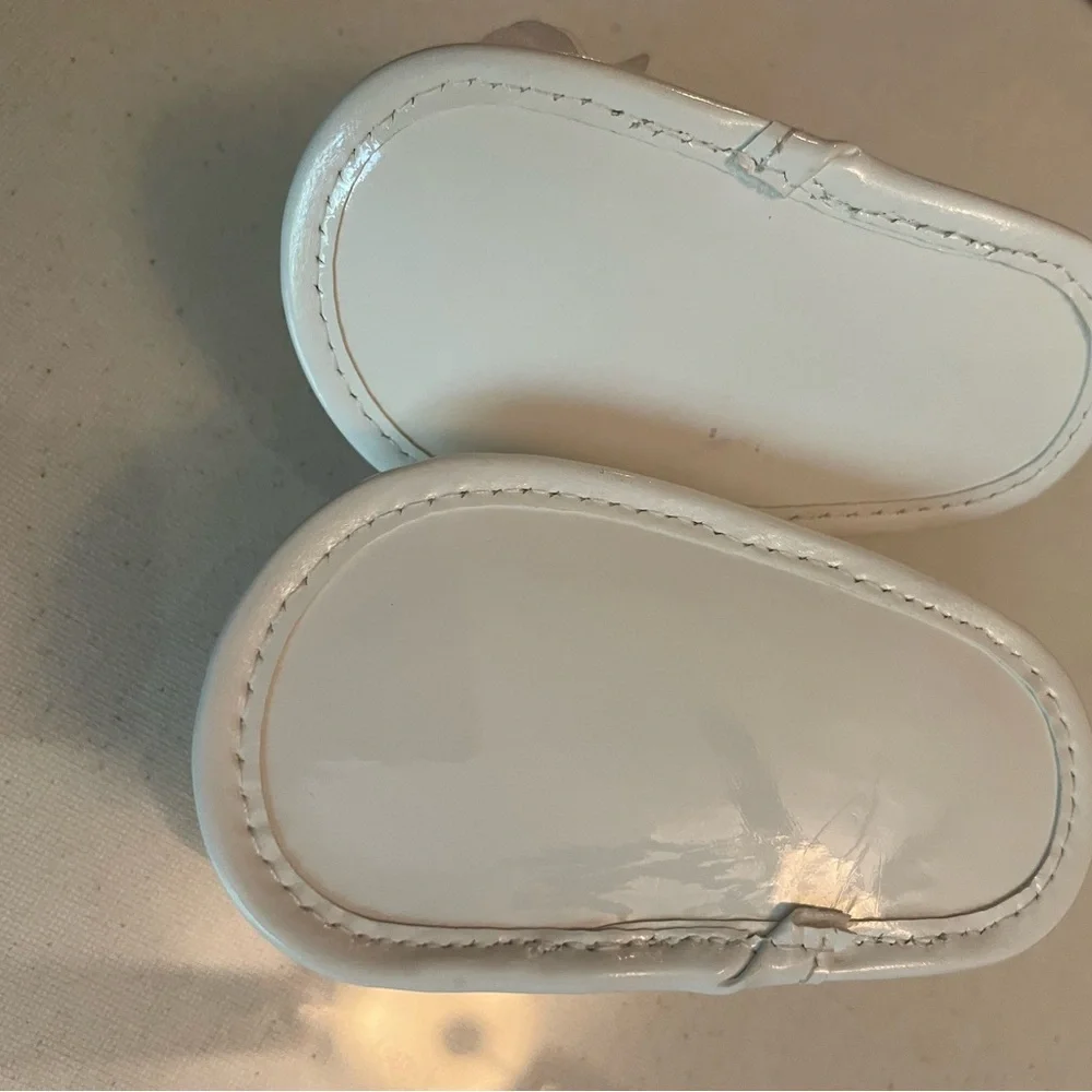 New Baby shoes White Floral Sandals 0-3mo